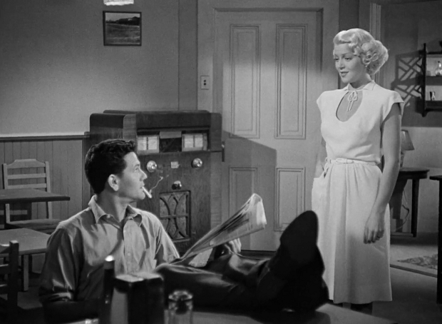 John Garfield and Lana Turner in The Postman Always Rings Twice 1946